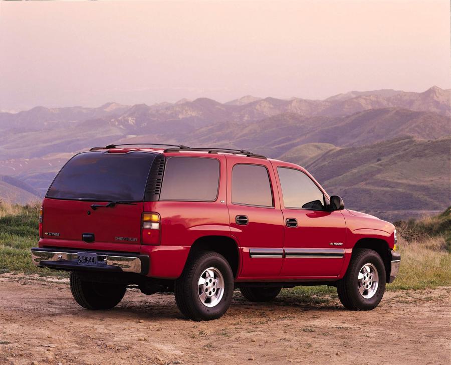  Chevrolet Tahoe 2000 года  (фото 51 из 57)